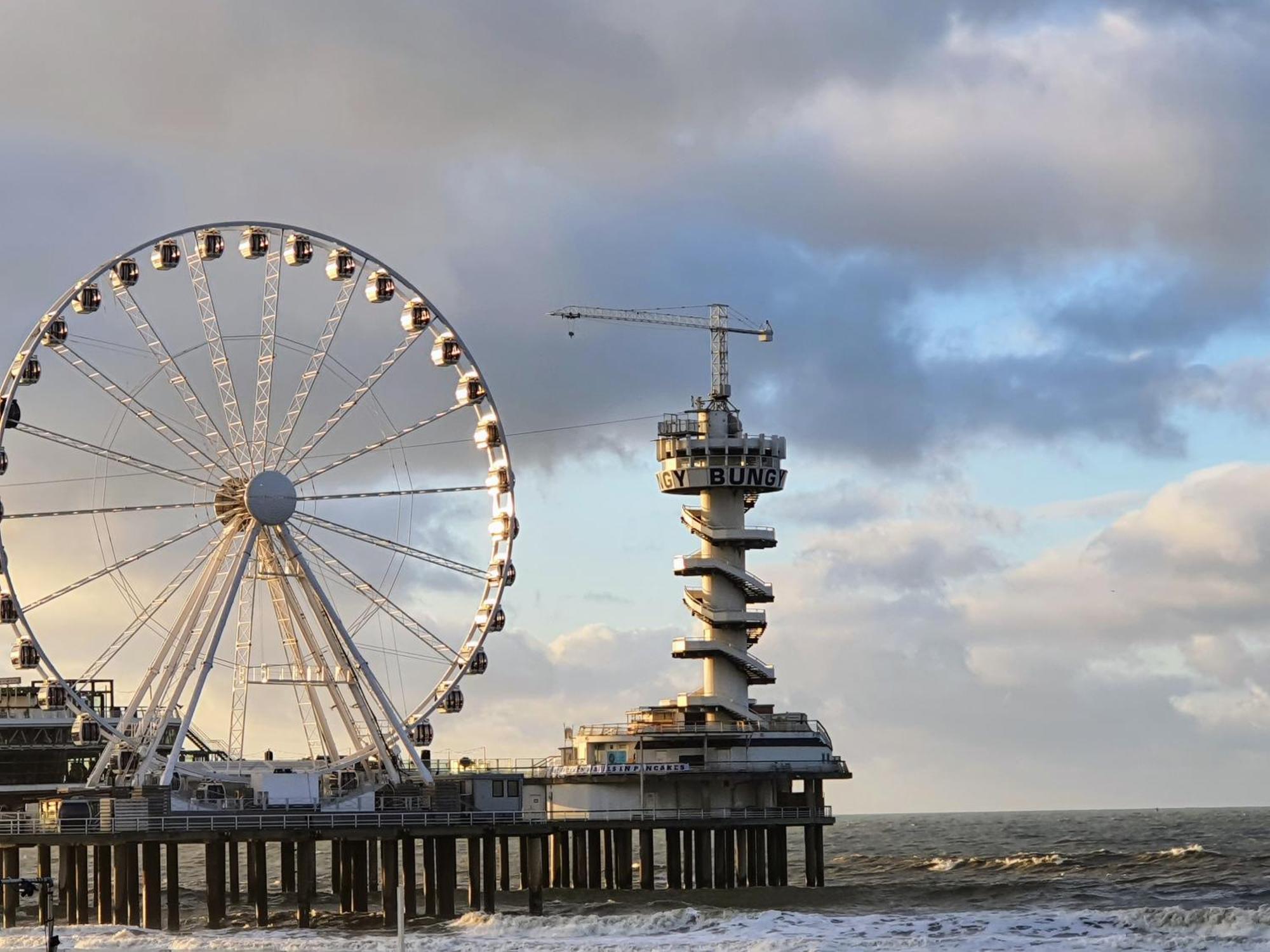 Bluebeach Scheveningen Гаага Экстерьер фото